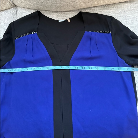 Elegant Black and Blue Women's Silk Top by Elie Tahari, size S, EUC! - Picture 9 of 11